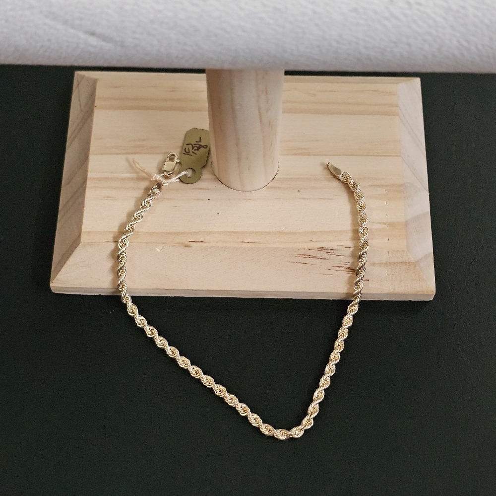 10k Gold Bracelet 8.25 Inch